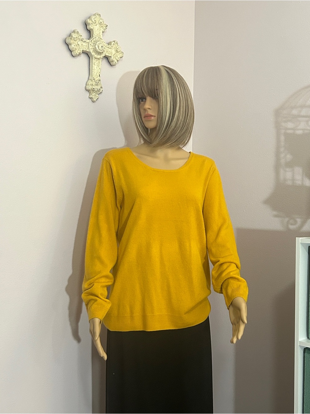 Gold or Honey Cupio Women's Sweater, Large